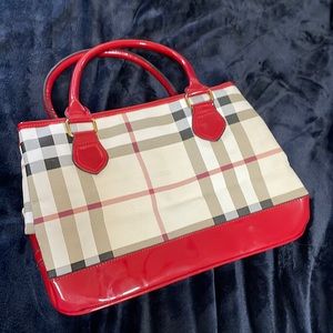 vintage burberry handbag!